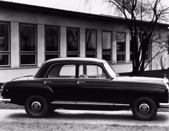 Mercedes-Benz 219 (W105) '03.1956–07.1959