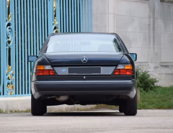 Mercedes-Benz 230 CE (Bm.124.043) '04.1987–08.1989