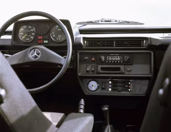 Panel frontal Mercedes-Benz 240 GD Station (Bm.460.330) '1979–91