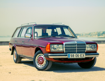 Автомобиль Mercedes W123