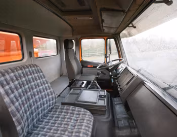 Interior Mercedes-Benz 2629 AK Meiller Dreiseitenkipper (Br.659) '1988–93
