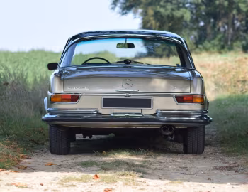 Mercedes-Benz 280 SE 3.5 Coupe [France] (W111) '11.1969–07.1971