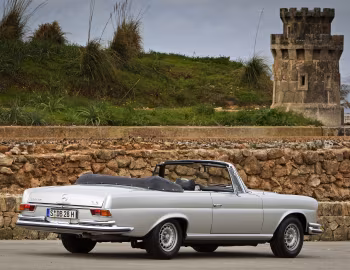 Mercedes-Benz 280 SE Cabriolet [Worldwide] (W111) '11.1967–05.1971