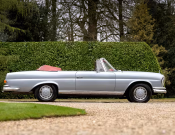 Mercedes-Benz 280 SE Cabriolet [UK-spec] (W111) '11.1967–05.1971