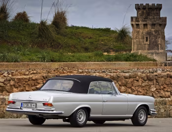 Mercedes-Benz 280 SE Cabriolet [Worldwide] (W111) '11.1967–05.1971
