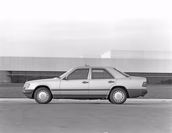 1986–92 Mercedes-Benz 300 E [North America] (W124) '04.1985–11.1992
