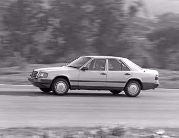 1986–92 Mercedes-Benz 300 E [North America] (W124) '04.1985–11.1992