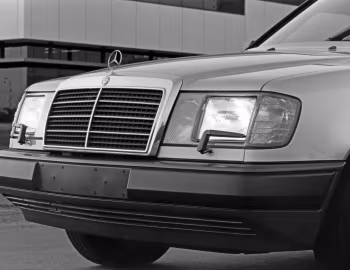 1986–92 Mercedes-Benz 300 E [North America] (W124) '04.1985–11.1992