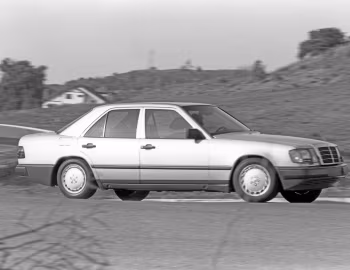 1986–92 Mercedes-Benz 300 E [North America] (W124) '04.1985–11.1992