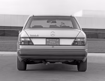 1986–92 Mercedes-Benz 300 E [North America] (W124) '04.1985–11.1992