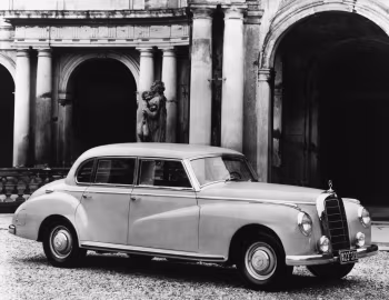 Mercedes-Benz 300 Limousine (W186 II) '04.1951–54