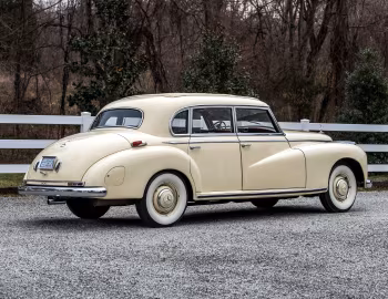 Mercedes-Benz 300 Limousine mit Schiebedach (W186 II) '1951–54