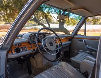 Panel frontal 1968–72 Mercedes-Benz 300 SEL 6.3 [North America] (W109) '1967–72