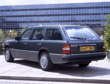 Mercedes-Benz 300 TD [UK-spec] (S124) '01.1986–06.1993