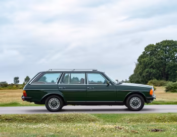 Mercedes-Benz 300 TD [UK-spec] (S123) '1978–86