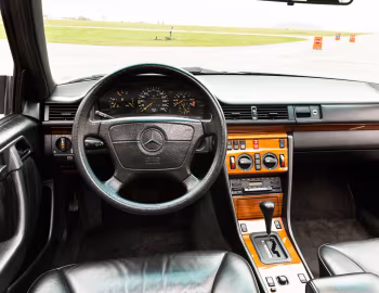 Panel frontal Mercedes-Benz 320 TE [Worldwide] (S124) '09.1992–07.1993