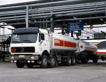 Mercedes-Benz 3038 NT [Finland] (NG) '1982
