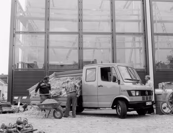 Mercedes-Benz 307 D Kipper mit Doppelkabine (Br.602) '1977–96