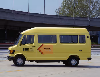 Mercedes-Benz 307 E Elektro-Antrieb Kleinbus mit Hochdach (Br.602) '1980