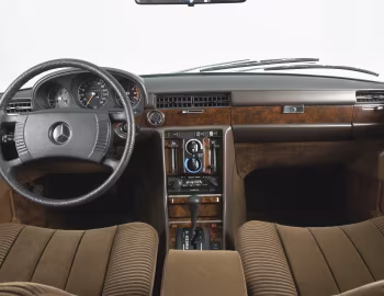 Panel frontal Mercedes-Benz 350 SEL (Bm.116.029) '11.1973–06.1980