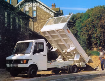 Mercedes-Benz 407 D Benne Decauville camion [France] (Br.611) '1982–89