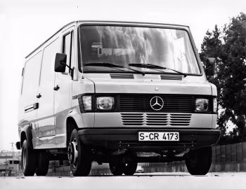 Mercedes-Benz 407 D Kastenwagen (Bm.611.3) '07.1981–01.1989