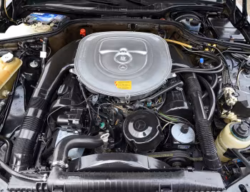 Bajo el capó Mercedes-Benz 560 SEC [Worldwide] (C126) '1987