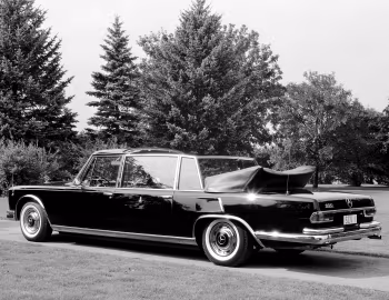 Mercedes-Benz 600 Pullman Landaulet Popemobile (W100) '1965
