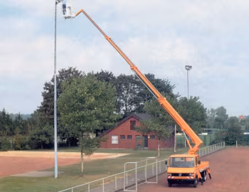 Mercedes-Benz 609 D mit Hebebühne Ruthmann-Steiger Typ TL 200 (Br.668) '1991–94