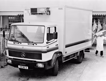 Mercedes-Benz 809 Isberg Triefkühl-Kofferwagen [France] (Br.673) '1985–????