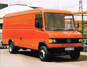Mercedes-Benz 811 D Panel Van [UK-spec] (Br.670) '1986–????