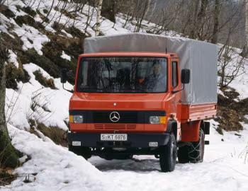 Mercedes-Benz 814 DA Pritschenwagen (Br.670) '1990–94