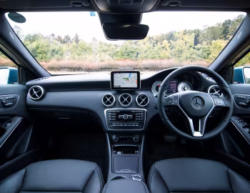 Panel frontal Mercedes-Benz A 180 BlueEFFICIENCY [Japan] (W176) '01.2013–11.2015