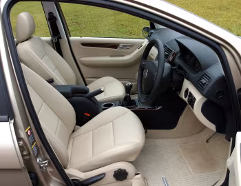 Interior Mercedes-Benz A 200 CDI Elegance [UK-spec] (W169) '2004–08
