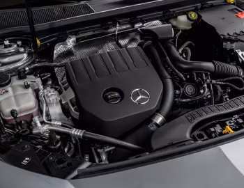 Bajo el capó Mercedes-Benz A 200 Progressive [Worldwide] (W177) '2018–22