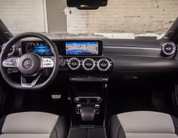 Panel frontal 2019–22 Mercedes-Benz A 220 AMG Line Sedan [North America] (V177) '2018–22