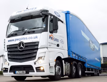 Mercedes-Benz Actros 2545 LS BigSpace [UK-spec] (Bm.963.4) '2011–17