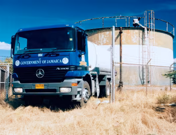 Mercedes-Benz Actros 3331 Water Tank [RHD] (MP1) '1997–2002