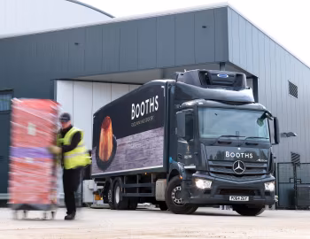 Mercedes-Benz Antos 2532 [UK-spec] '2013–pr.
