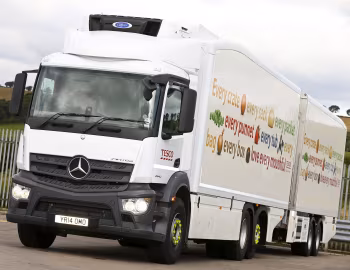 Mercedes-Benz Antos 2540 [UK-spec] '2013–pr.