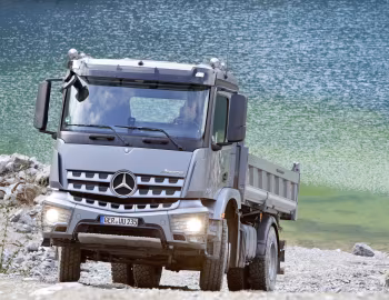 Mercedes-Benz Arocs 1832 K Meiller Dreiseitenkipper Typ 9 '2013–pr.