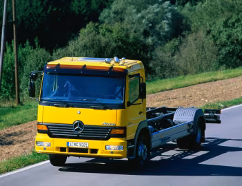 Mercedes-Benz Atego 1323 Fahrgestell '01.1998–10.2004