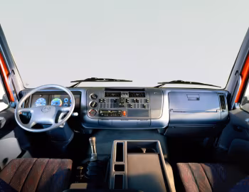 Panel frontal Mercedes-Benz Atego '1998–pr.