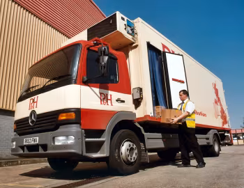 Mercedes-Benz Atego 818 [UK-spec] (Br.970) '1998–2005