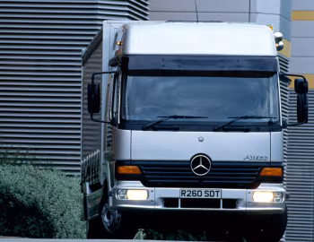 Mercedes-Benz Atego 815 [UK-spec] '01.1998–10.2004