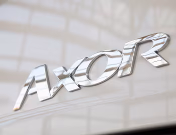 Mercedes-Benz Axor 1933 4×2 [Latam] '2011–pr.