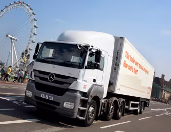 Mercedes-Benz Axor 2543 Tractor Unit [UK-spec] '2011–pr.