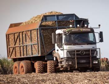 Mercedes-Benz Axor 3131 8×4 by Grunner [Brazil] '09.2018–pr.