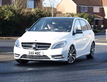 Mercedes-Benz B 220 4MATIC [UK-spec] (W246) '2013–14