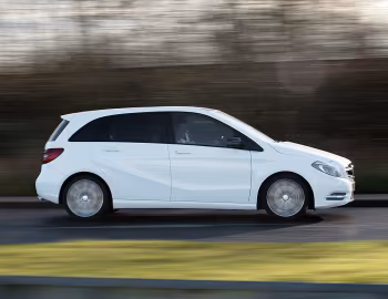 Mercedes-Benz B 220 4MATIC [UK-spec] (W246) '2013–14